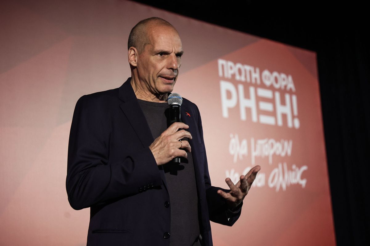 Βαρουφάκης: «Μόνο με την «Δήμητρα» κουμπώνουν τα τοπικά νομίσματα του Τσακαλώτου»