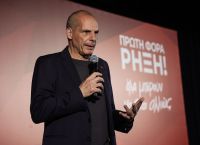 Βαρουφάκης: «Μόνο με την «Δήμητρα» κουμπώνουν τα τοπικά νομίσματα του Τσακαλώτου»
