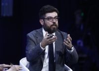Καλογήρου σε Αλιβιζάτο για τη μη κατάθεση υπομνήματος: Ας μην θεωρούμε τη θεσμική σοβαρότητα μικροψυχία