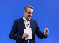 Ο Μητσοτάκης σε «δύσκολες» εκλογικές περιφέρειες
