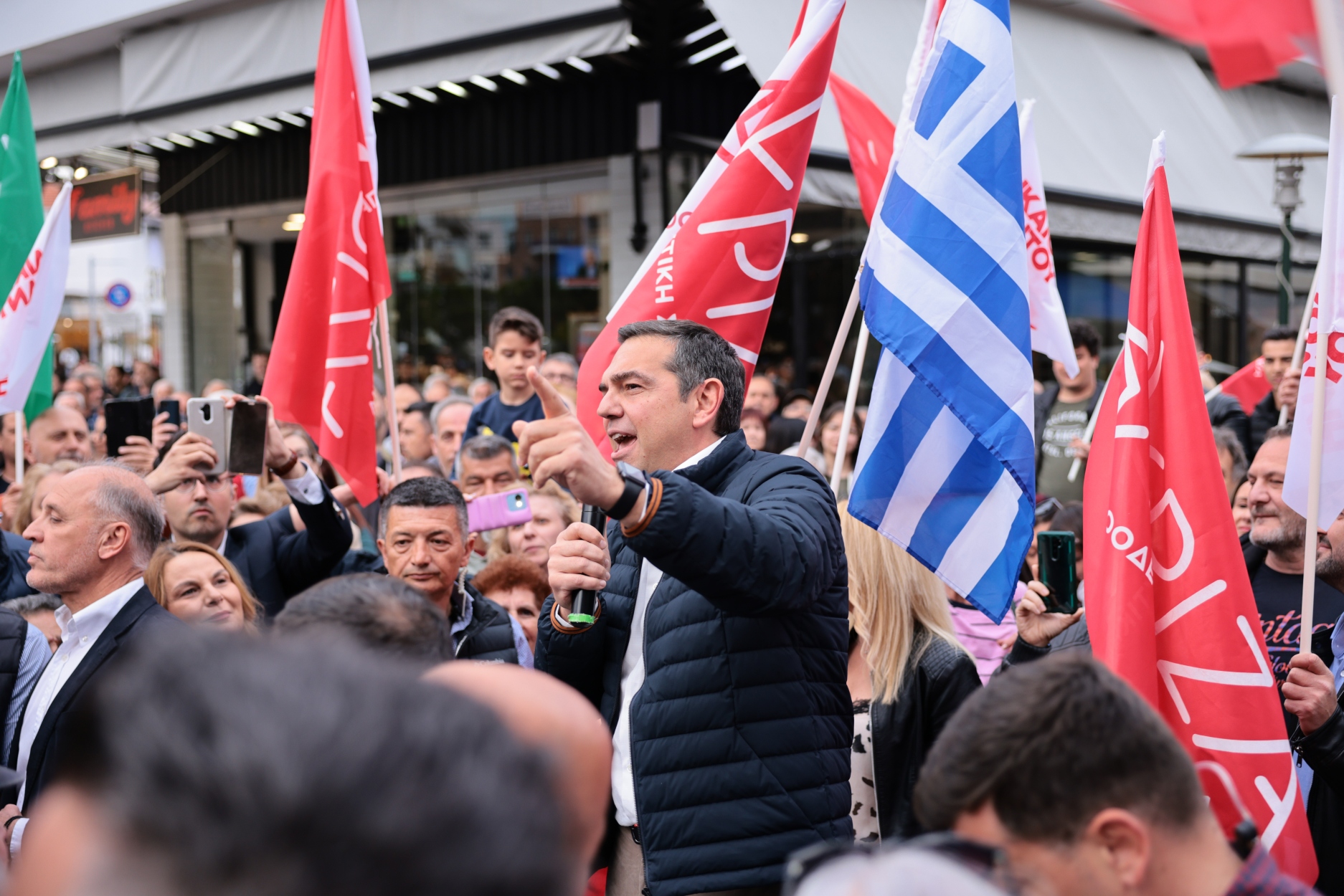 Τσίπρας: Δεν υπάρχουν απόρθητα κάστρα, έφτασε η ώρα της αλλαγής