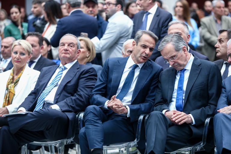 Πασιφανές το μήνυμα ενότητας της ΝΔ στην εκδήλωση στο Ζάππειο με Μητσοτάκη, Καραμανλή και Σαμαρά