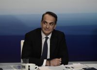 Debate Κυριάκος Μητσοτάκης: Μόνιμες αυξήσεις μισθών και επέκταση market pass