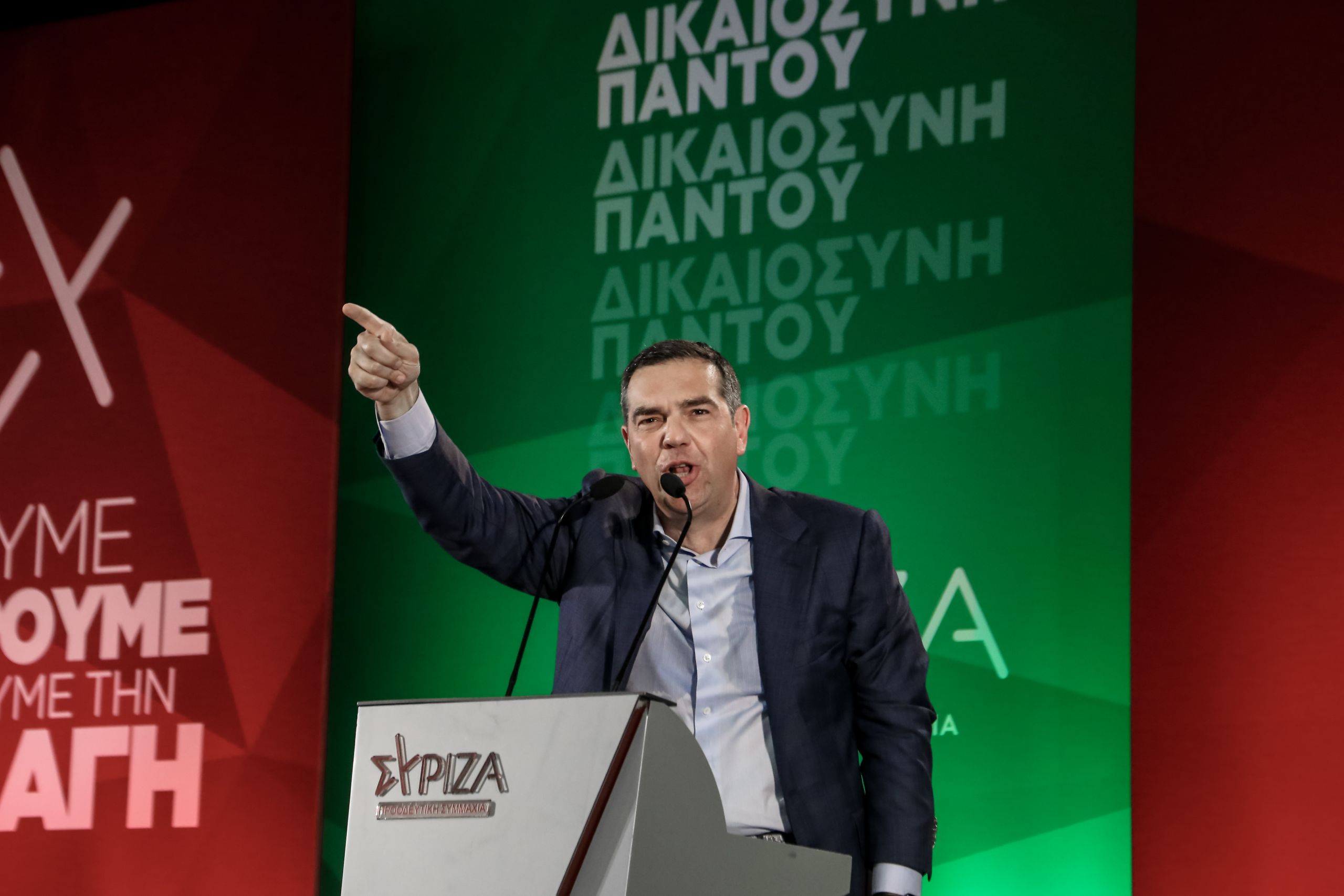 Deutsche Welle: Μάχη για την πολιτική επιβίωση του Τσίπρα οι δεύτερες εκλογές