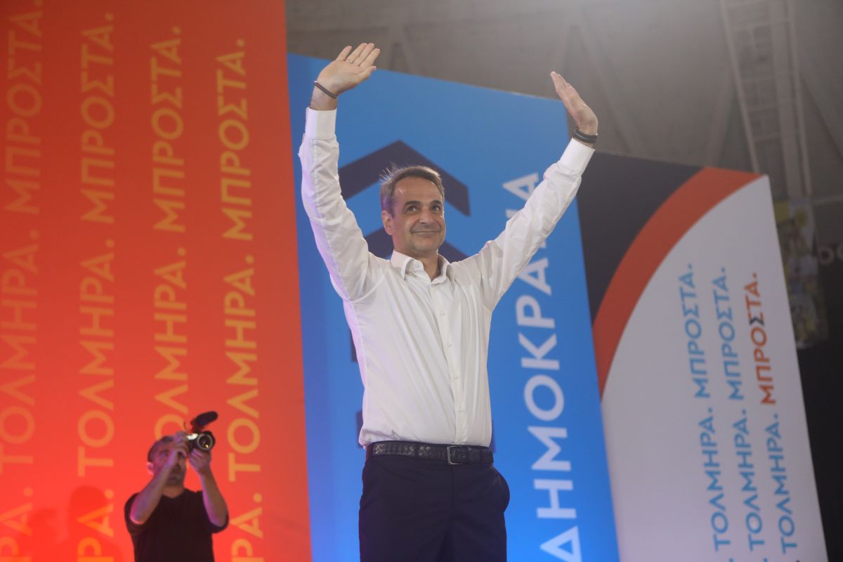 Οι δημόσιοι και ιδιωτικοί υπάλληλοι προτίμησαν την ΝΔ