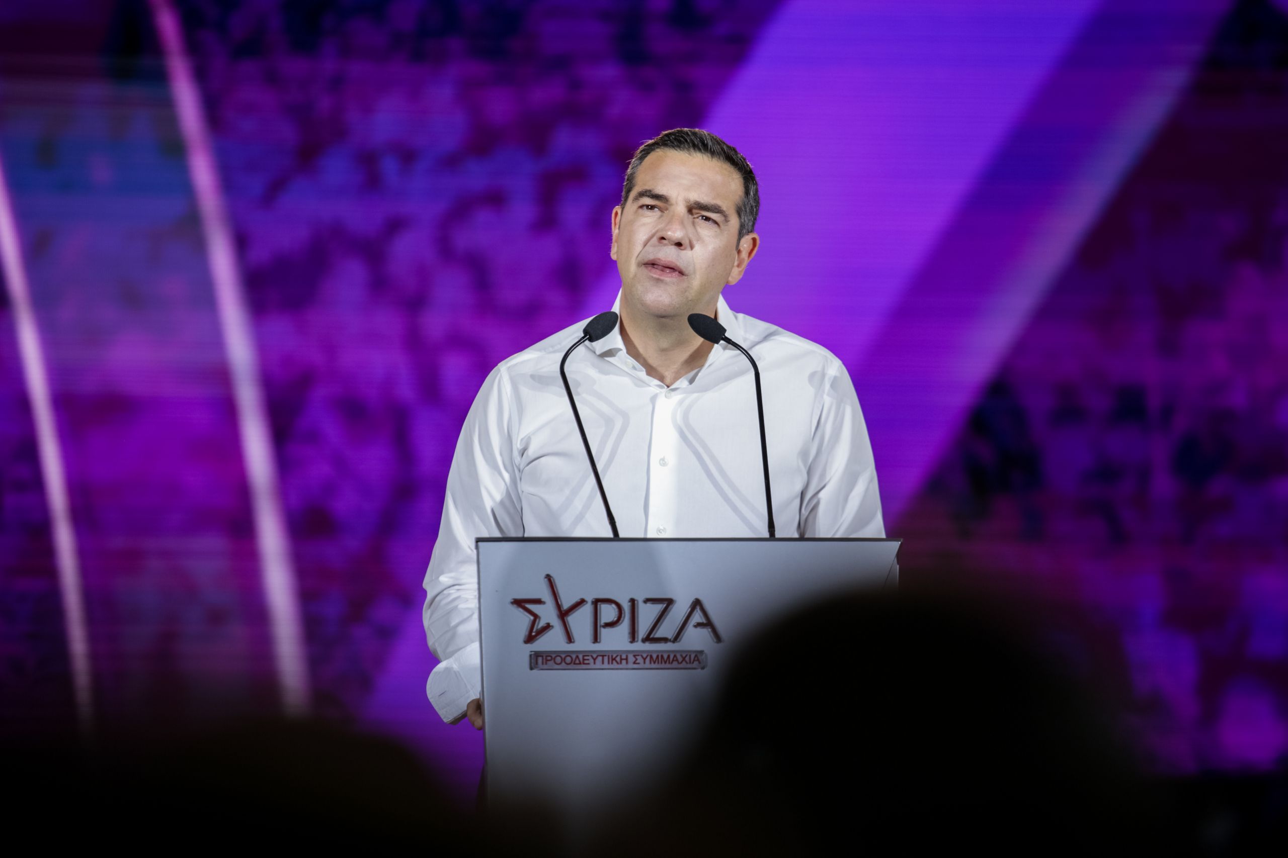 Σύριζα: Εσωστρέφεια και βαριά ατμόσφαιρα για την συντριβή