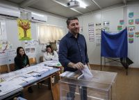 Εκλογές 2023: Ψήφισε ο Νίκος Ανδρουλάκης: «Καλώ τους πολίτες να γυρίσουν την πλάτη στην τοξικότητα»