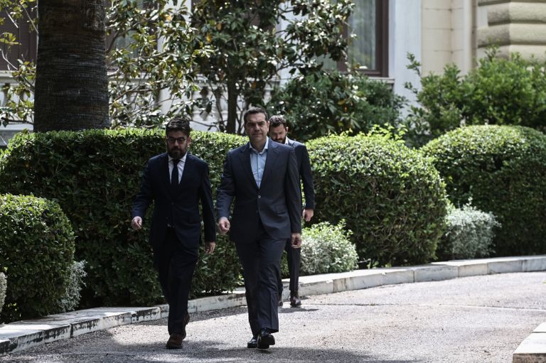 Τσίπρας: Οδυνηρό σοκ το αποτέλεσμα