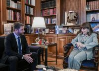Επέστρεψε τη διερευνητική εντολή ο Ανδρουλάκης