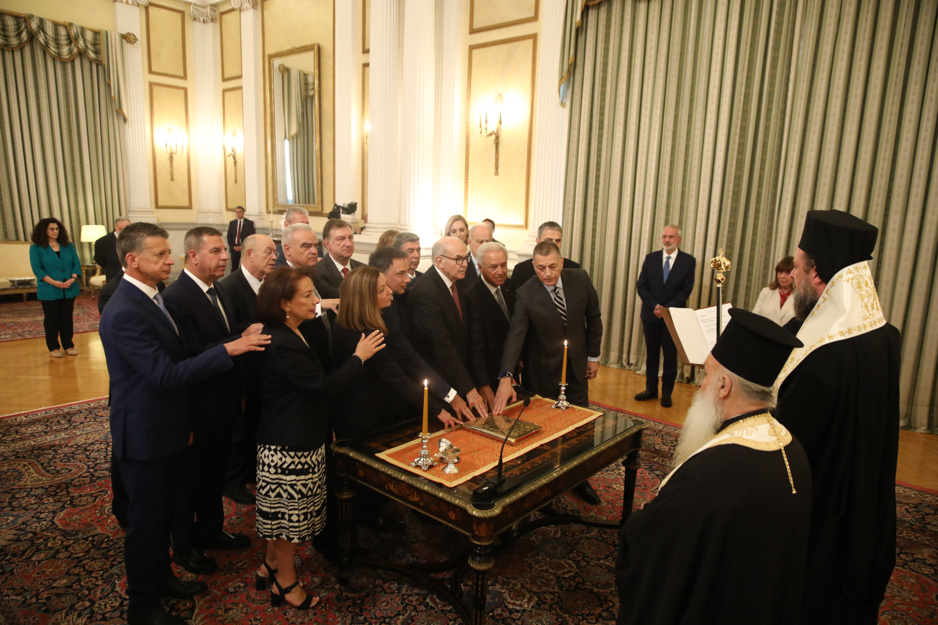 Εκλογές 2023: Live η ορκωμοσία της υπηρεσιακής κυβέρνησης Σαρμά στο Προεδρικό Μέγαρο