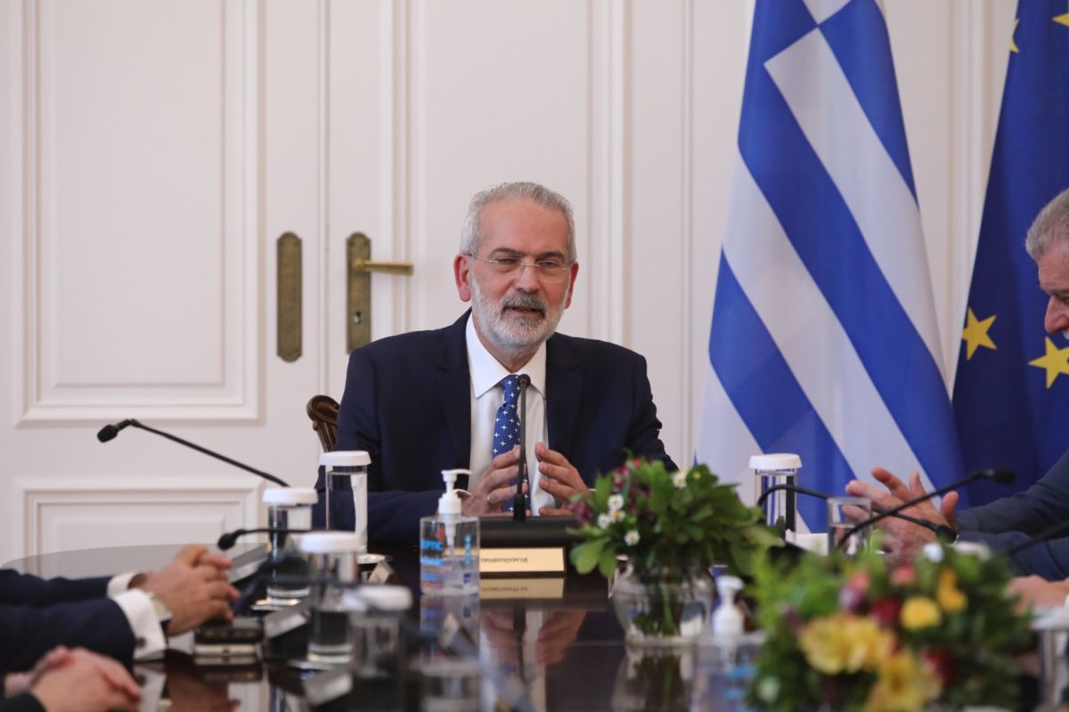 Υπουργικό Συμβούλιο – Σαρμάς: Στόχος η ομαλή λειτουργία του κράτους