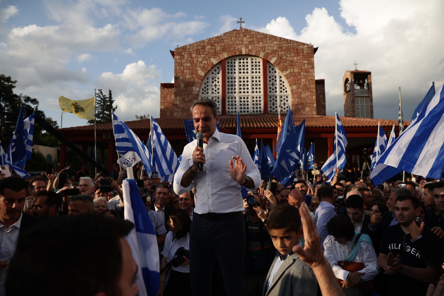 Μητσοτάκης στο Περιστέρι: Εγκαινιάζει τη νέα προεκλογική περίοδο – Live η ομιλία