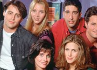 Mini Friends: Ρος, Ρέιτσελ, Φοίβη, Τσάντλερ, Μόνικα, Τζόι «έγιναν παιδιά» μέσω Al