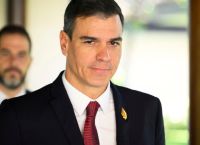 Αυτοδιοικητικές εκλογές στην Ισπανία: «Τσουνάμι» της δεξιάς «έπνιξε» τον Σάντσεθ
