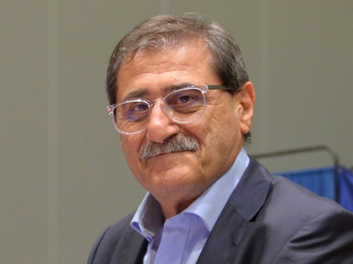 Αιφνίδια χειρουργική επέμβαση για τον Δήμαρχο Πατρέων