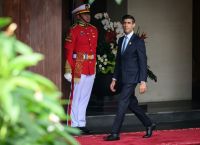 G7: Έγιναν viral οι κάλτσες του Ρίσι Σούνακ ξετρέλαναν τον Ιάπωνα πρωθυπουργό