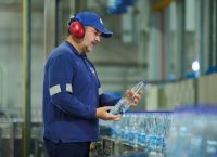 Coca Cola Τρία Έψιλον: Επενδύσεις 17 εκατ. ευρώ στο εργοστάσιο του ΑΥΡΑ στο Αίγιο
