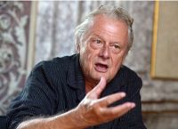 Φρανκ Κάστορφ: «Πρώτα καταστρέφω και μετά συνθέτω, από τα ερείπια πάντα θα προκύπτει κάτι καινούργιο»