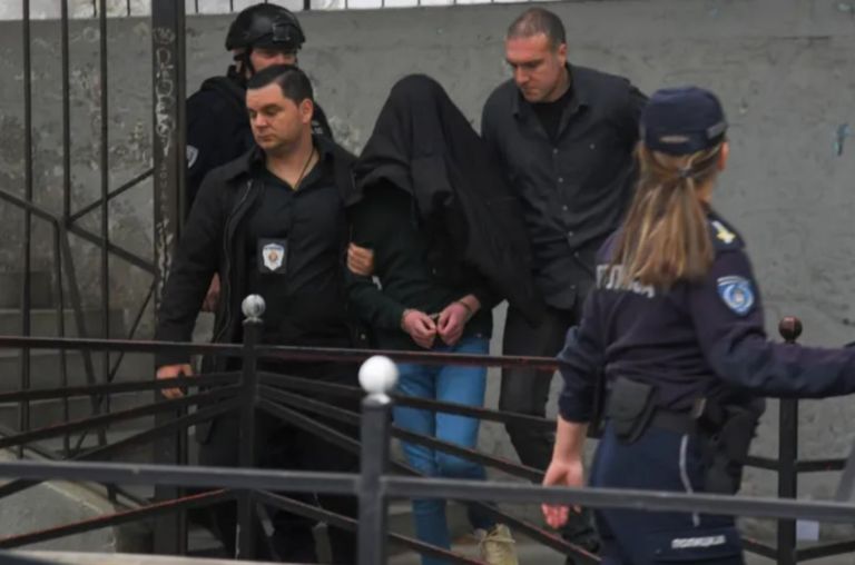 Βελιγράδι: Βίντεο-ντοκουμέντο από τη στιγμή της σύλληψης του 14χρονου μακελάρη [vid]