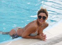 Θα μείνετε έκπληκτοι: Το «στριπτιζ» της Αγγελικής Ηλιάδη πάνω στην σκηνή που έριξε το Instagram Θα μείνετε έκπληκτοι: Το «στριπτιζ» της Αγγελικής Ηλιάδη πάνω στην σκηνή που έριξε το Instagram