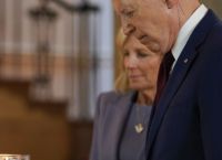 Μπάιντεν για τον ένα χρόνο από το μακελειό σε δημοτικό στο Τέξας: «Αληθινά σκληρή μέρα»