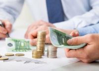 Τράπεζες: Τι συμφώνησαν με Χατζηδάκη για ΤΧΣ, κόκκινα δάνεια και καταθέσεις