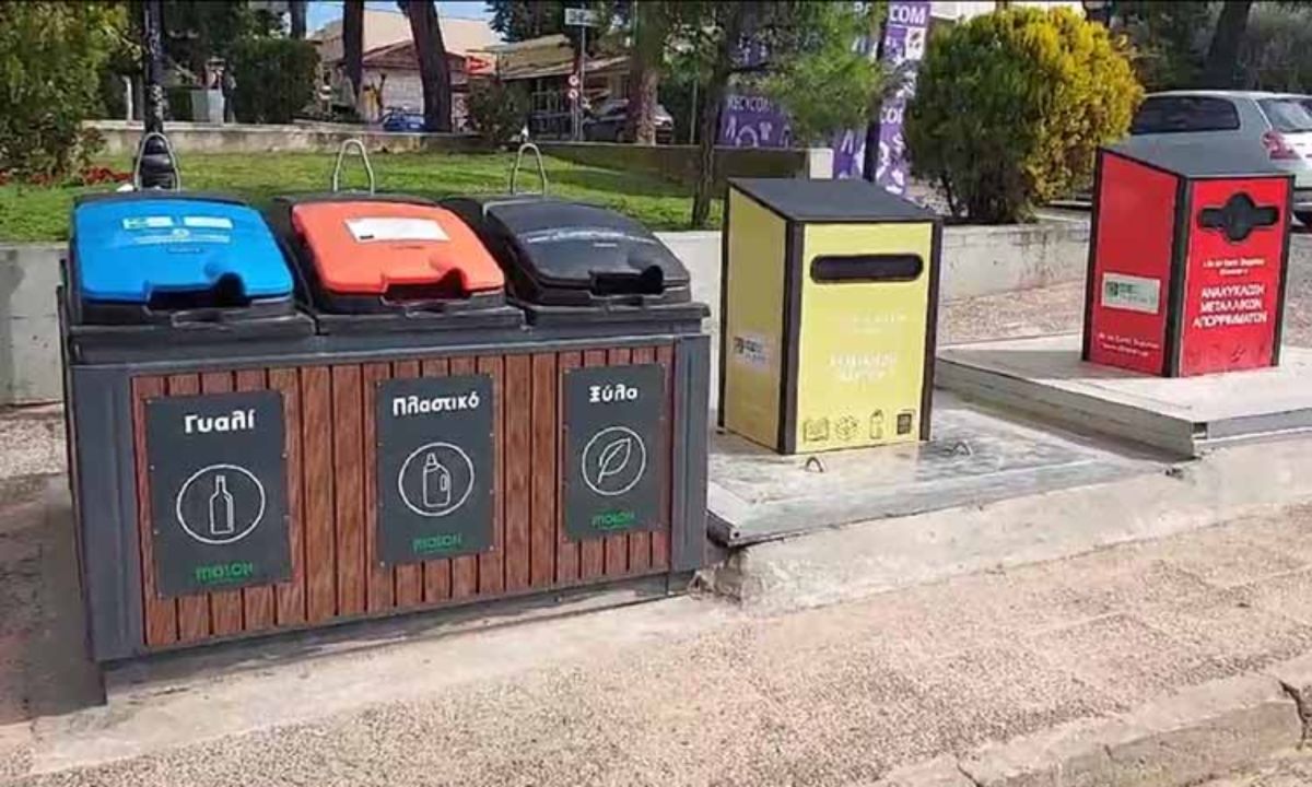 Ολοκληρώθηκαν οι Γωνιές Ανακύκλωσης στο Δήμο Λυκόβρυσης- Πεύκης