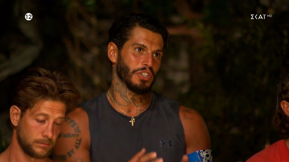 Ο Νικόλας Αγόρου αποχωρεί από το Survivor και θέλει νικητή τον Μάριο Πρίαμο