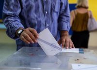 Αρνητικό ρεκόρ μεταπολίτευσης το 47,2% της αποχής