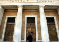 Τρεις λόγοι που αυξάνονται οι καταθέσεις – Βουτιά στις χορηγήσεις ιδιωτών