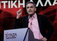 Εκλογές 2023: Από τις «Δήμητρες» του Βαρουφάκη, στα τοπικά νομίσματα του Τσακαλώτου Εκλογές 2023: Από τις «Δήμητρες» του Βαρουφάκη, στα τοπικά νομίσματα του Τσακαλώτου