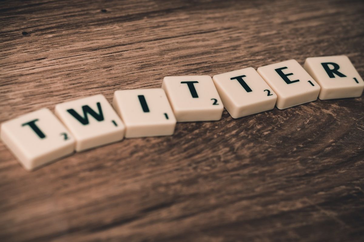 Twitter: Ο Μασκ σέρνει στα δικαστήρια οργάνωση που κατήγγειλε αύξηση της ρητορικής μίσους