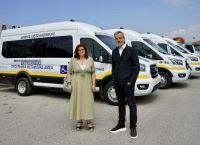 Θεσσαλονίκη: Τέσσερα νέα οχήματα για την εξυπηρέτηση ατόμων με αναπηρίες