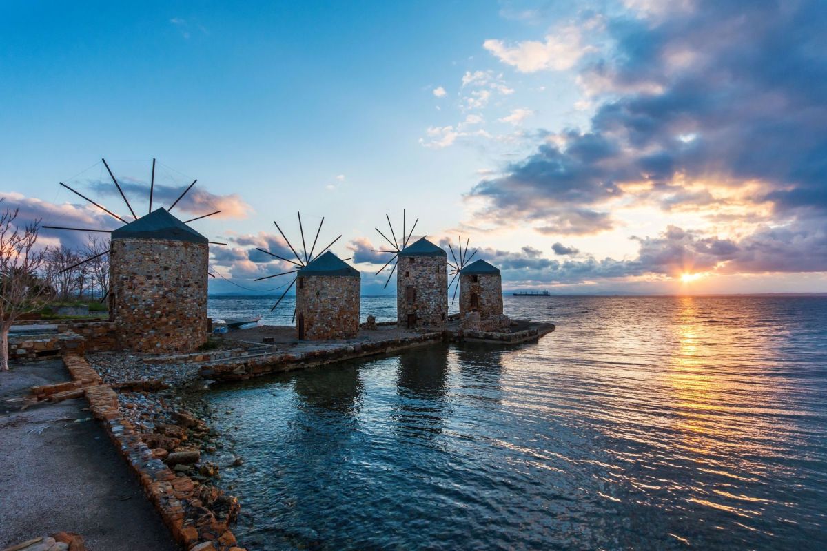 Καιρός σήμερα 31/5/2023: Λίγες νεφώσεις παροδικά αυξημένες