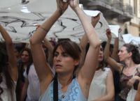 Αργεντινή: Χιλιάδες διαδηλώτριες βγήκαν στους δρόμους για μια νέα γυναικοκτονία