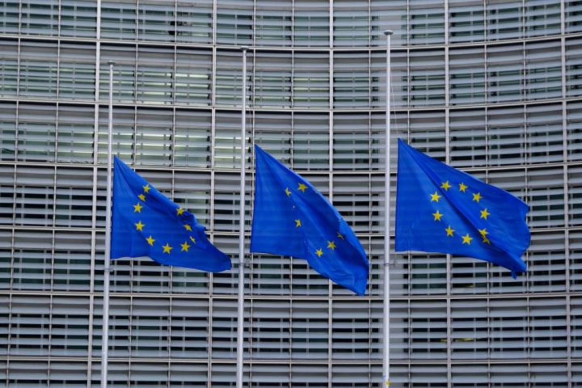 ΕΕ: Η βία στην Πρίστινα πρέπει να καταδικασθεί