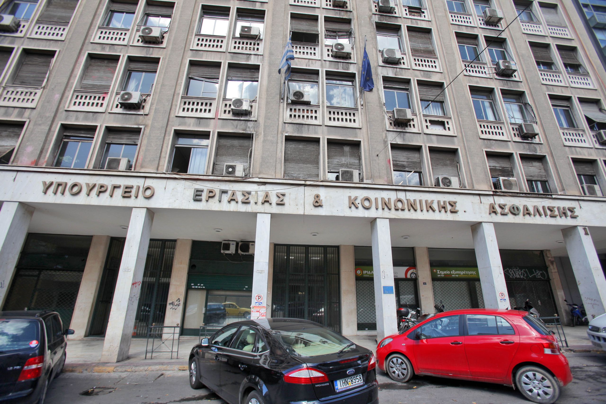 Το δύσκολο χαρτοφυλάκιο του νέου υπουργού Εργασίας που περιλαμβάνει προεκλογικές δεσμεύσεις