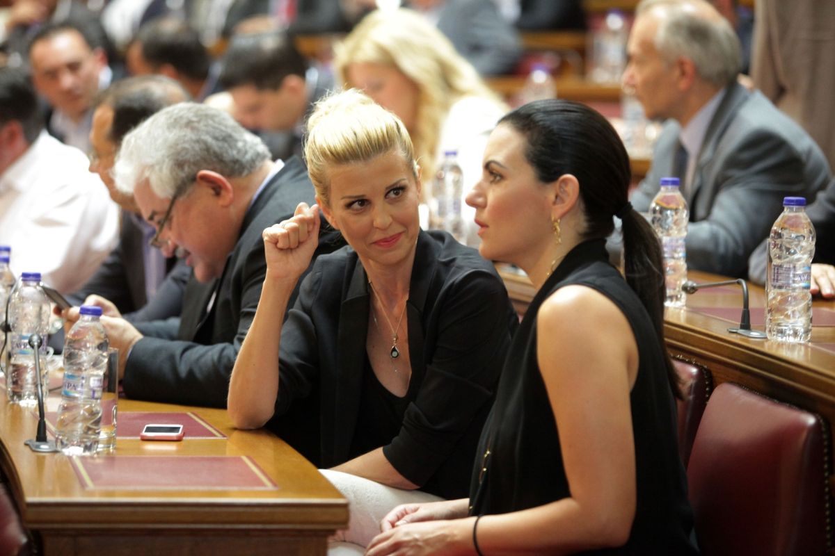 Υπουργείο Τουρισμού: Το γυναικείο «δίδυμο» θα κληθεί να χειριστεί μια ιδιαίτερη σεζόν