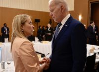 Ο Μπάιντεν κάλεσε την Μελόνι στον Λευκό Οίκο