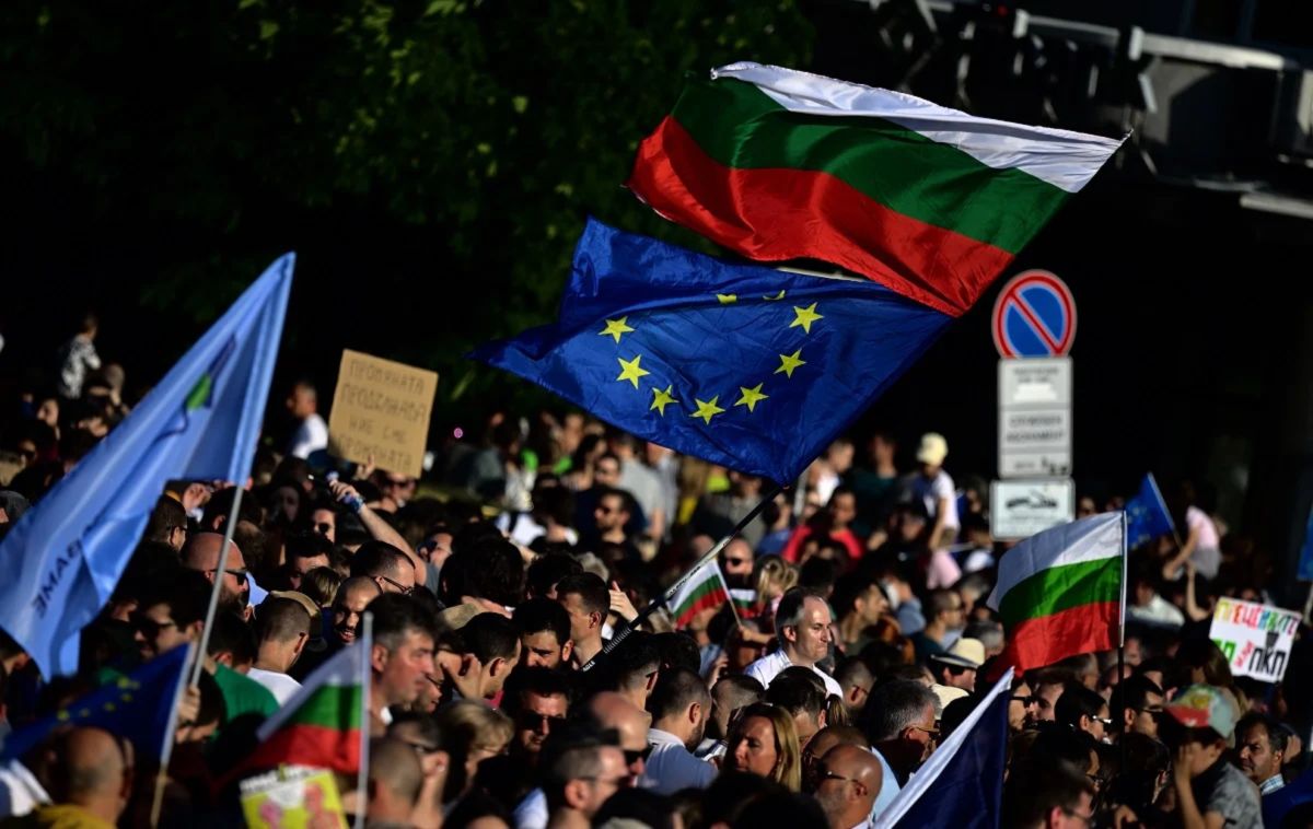 Βουλγαρία: Νέα κυβέρνηση μετά από μακρύ αδιέξοδο λόγω απλής αναλογικής