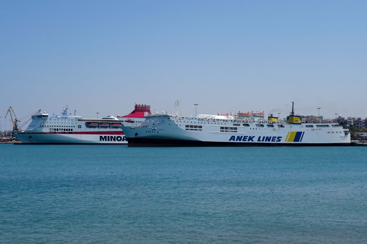 “Σφήνα” Μάριου Ηλιόπουλου στην εξαγορά της ΑΝΕΚ από Attica