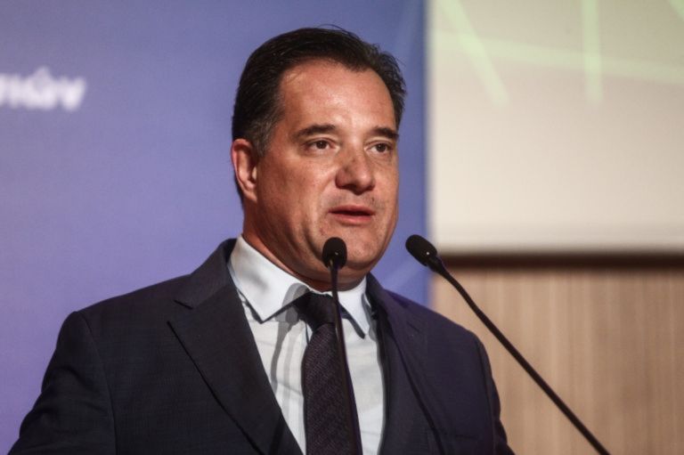 Άδωνις: Μόνη ορθή πράξη του Τσίπρα η «κωλοτούμπα» του 2015