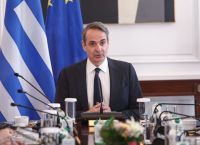 Τέσσερις υπουργοί σε ειδικές αποστολές