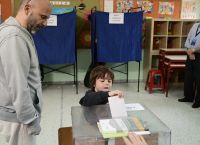 Εκλογές και πρόσωπα της αποχής