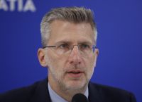 Σκέρτσος για ΣΥΡΙΖΑ: Μονίμως ξεκούρδιστος
