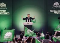 Ανδρουλάκης από την Τρίπολη: «Μην υποκύψετε σε ψευτοδιλήμματα και ψευτοεκβιασμούς»