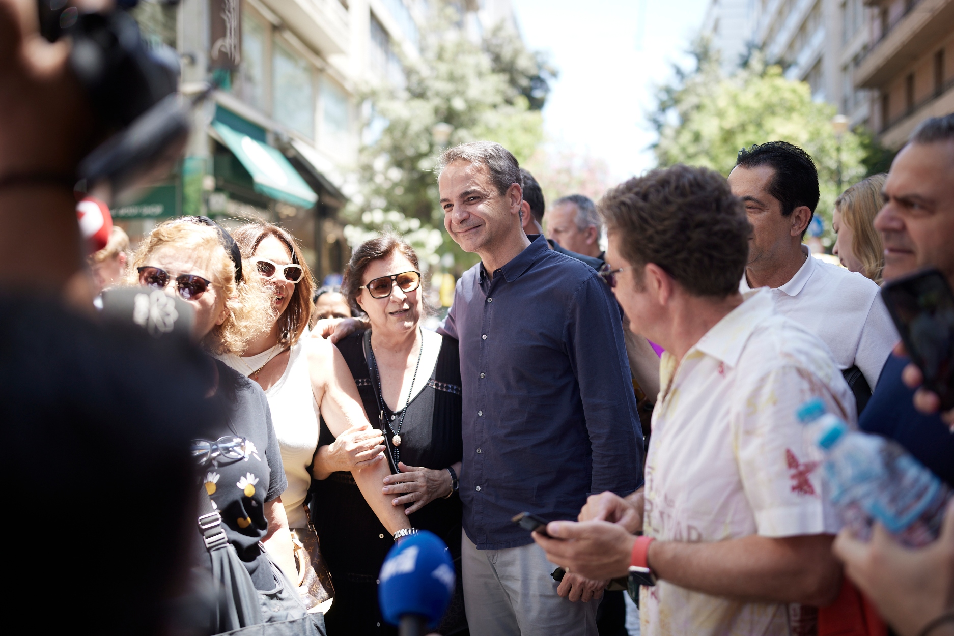 Μητσοτάκης: Για χαλαρό καφέ στο Μοναστηράκι με δημοσιογράφους