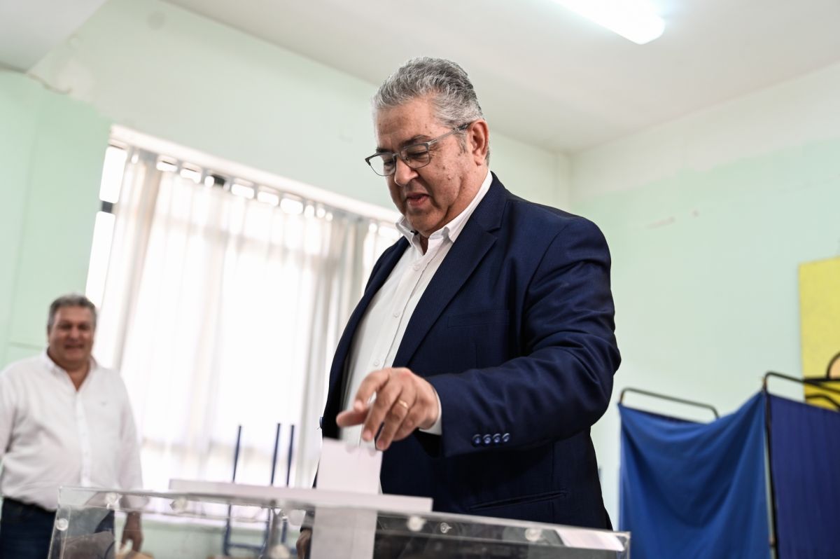 Εκλογές 2023 Δημήτρης Κουτσούμπας: Απίστευτο! Δεν του έδωσαν ψηφοδέλτιο του ΚΚΕ