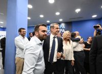 Ισχυρή εντολή στον Μητσοτάκη έδωσε η κάλπη της ενισχυμένης αναλογικής