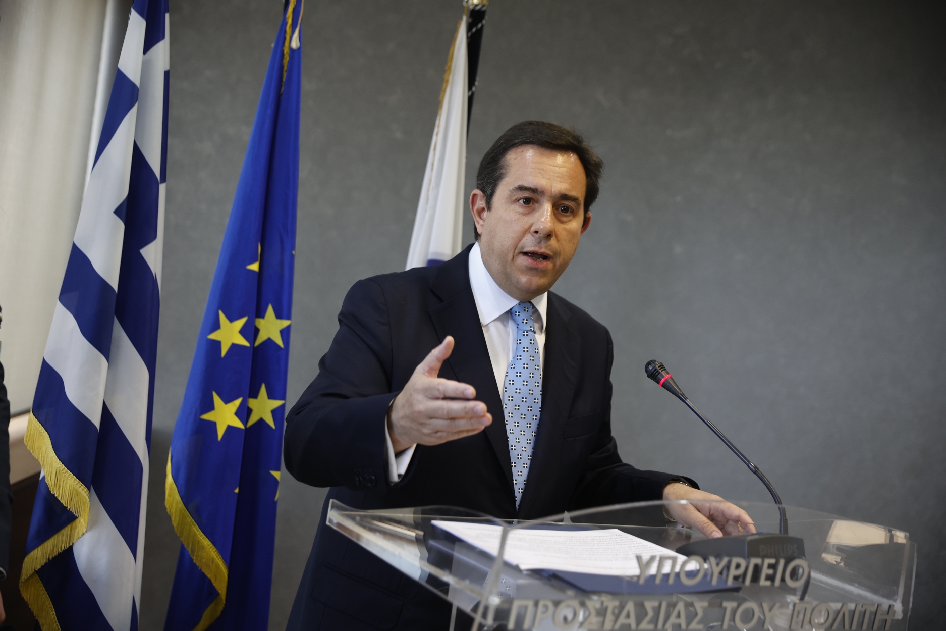 Μηταράκης στη σύσκεψη για την αντιπυρική προστασία: Προτεραιότητα όλων μας είναι η ασφάλεια των πολιτών
